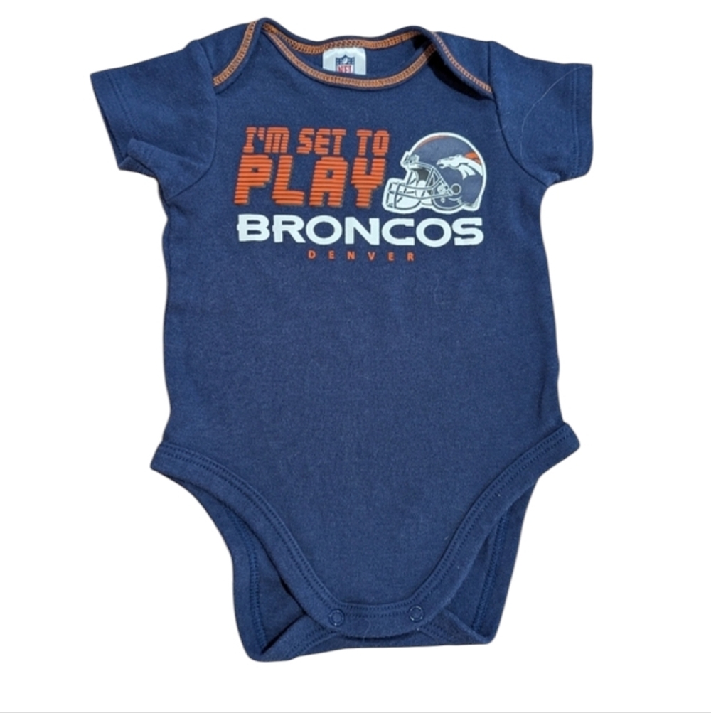 NFL Team Apparel Denver Broncos Blue Infant Baby Newborn Onesie Sz 0-3M *NWOT